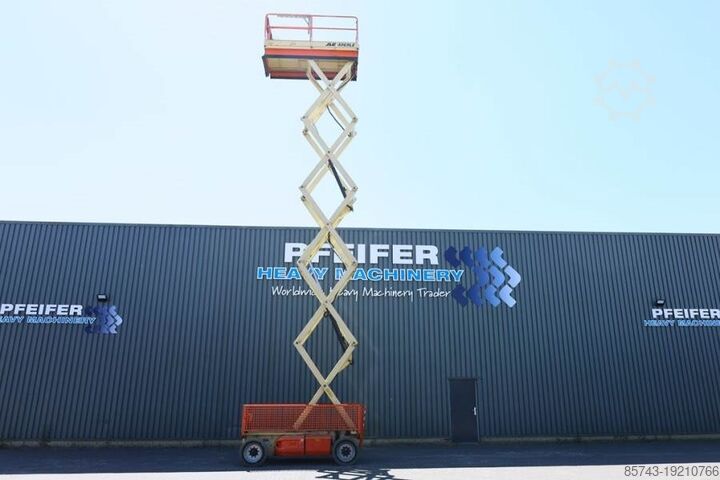 Schaarlift JLG 4069LE Electric, 14.2m Working Height, 360kg Capac