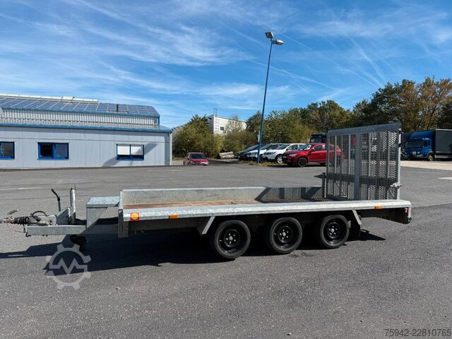 Anhänger mit offener Pritsche HAPERT INDIGO mit Auffahrrampe 3-Achs
