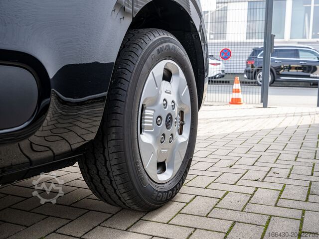 Bestelwagen Maxus eDELIVER 5 KA L1H1 64 kW/h Klima 360° LED PDC