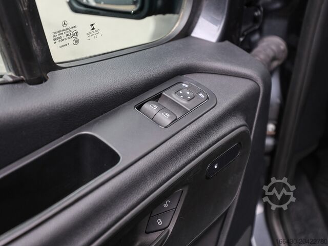 Kleinbus Mercedes-Benz Sprinter 319 CDI L2H1 Mixto AHK Standhz. Dist