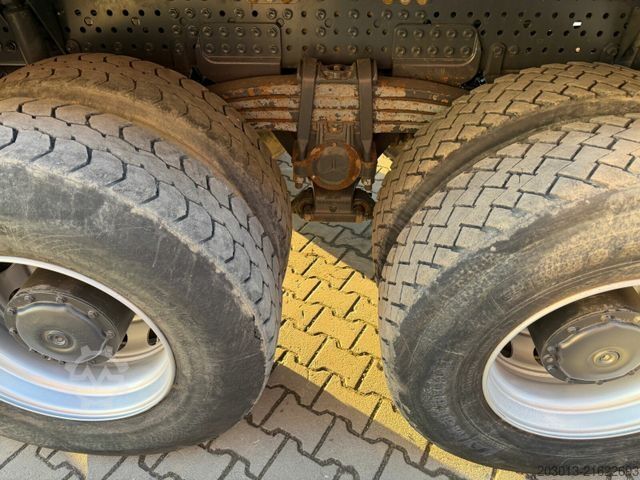 Camión volquete trilateral MERCEDES-BENZ AROCS 3345 6x6 Euro 6 Kipper mit Bordmatik