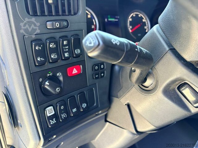 Grúa montada en camión SCANIA G450 8x4 Pritsche mit Kran Palfinger PK76002 EH