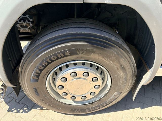 Grúa montada en camión SCANIA G450 8x4 Pritsche mit Kran Palfinger PK76002 EH