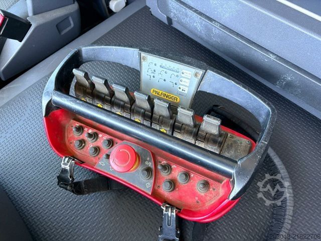 Camión de plataforma SCANIA G450 8x4 Pritsche mit Kran Palfinger PK76002 EH