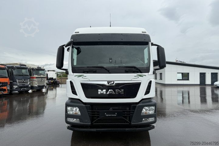 Kroklastbil MAN TGS 34.420 8×2 M-TEC Silosteller / Swiss-Vehicle