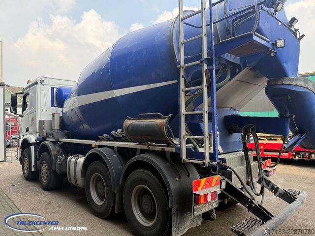 Blender Mercedes-Benz Arocs 3748 8x4 Reduction axles, Liebherr 9m3