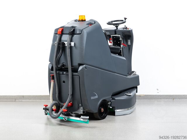 Numatic TTV 678G/400T NIEUWE BATTERIJEN Numatic TTV 678G/400T - 2017y - 461mth