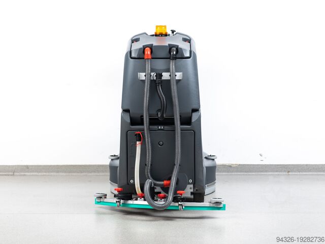 Numatic TTV 678G/400T NIEUWE BATTERIJEN Numatic TTV 678G/400T - 2017y - 461mth