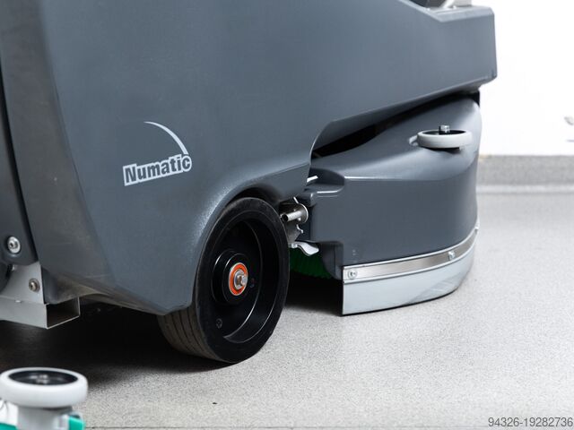 Numatic TTV 678G/400T NIEUWE BATTERIJEN Numatic TTV 678G/400T - 2017y - 461mth