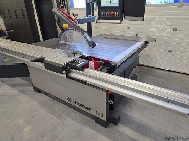 Scie à panneaux Altendorf F45 ElmoDrive
