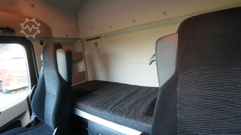 Standaard-SZM Mercedes-Benz Actros 1942 tractor unit