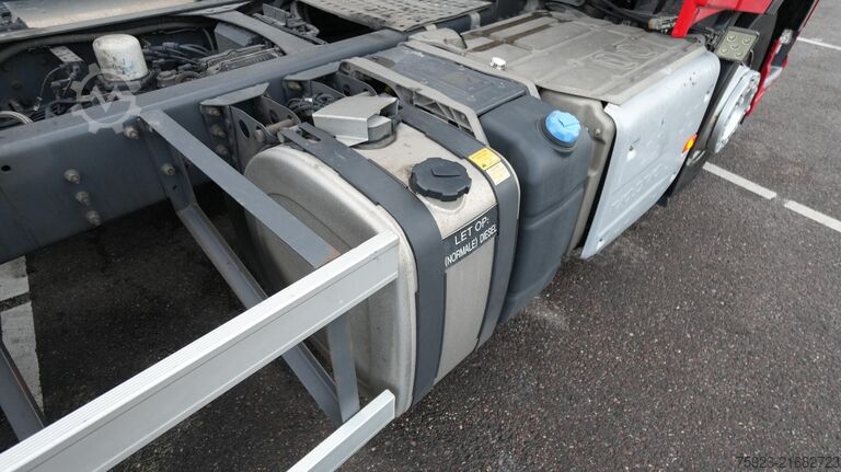 Standard-SZM Volvo FH 420 LNG Globetrotter tractor unit