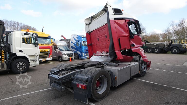 Padrão-SZM Mercedes-Benz Actros 1942 damaged Tractor unit