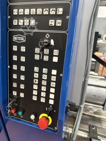 Spritzgießmaschine NETSTAL SYNERGY  S-2400-900