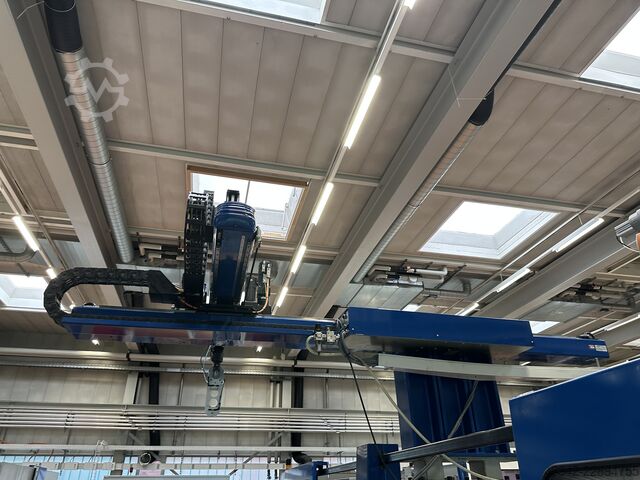 Spritzgießmaschine NETSTAL SYNERGY  S-2400-900