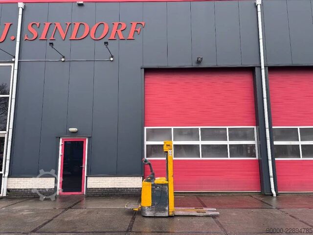 Stacker Jungheinrich WP 12S