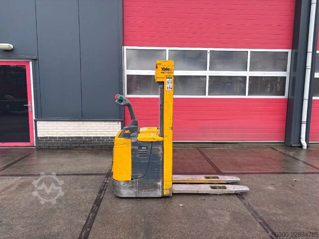 Stacker Jungheinrich WP 12S