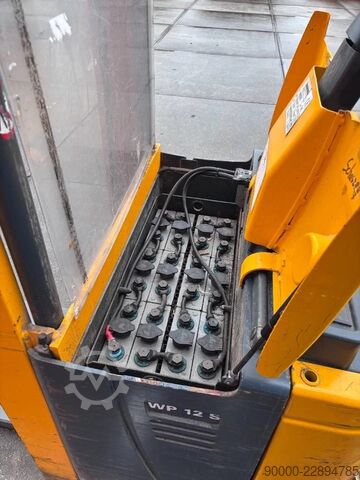 Stacker Jungheinrich WP 12S