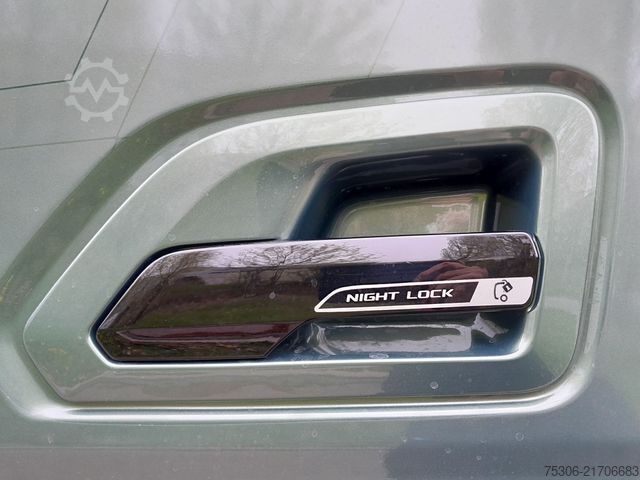 Tracteur routier standard DAF FT XG+ 530