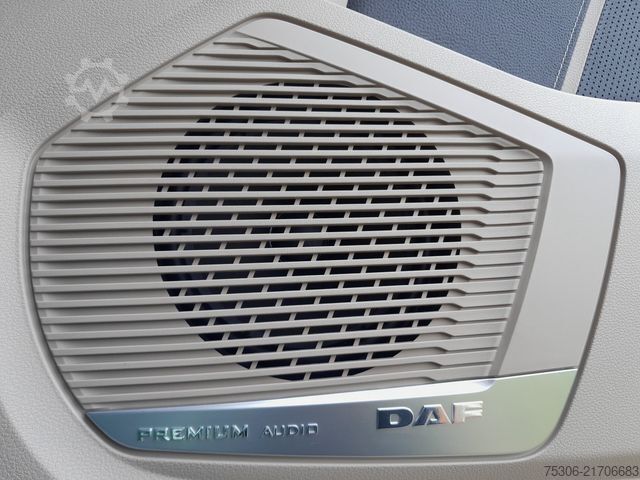 Tracteur routier standard DAF FT XG+ 530