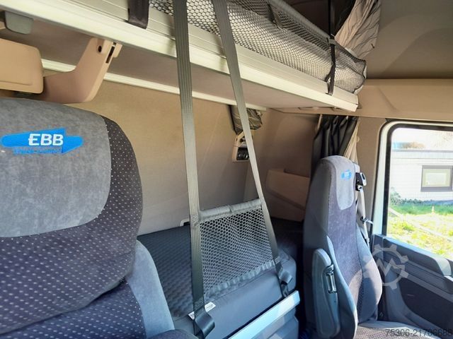 Tracteur routier standard DAF FT XF 530 NGD, PXP 4x4