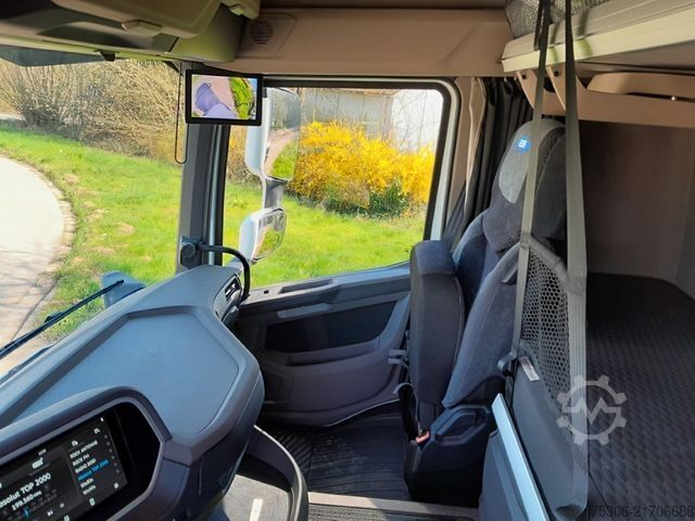 Tracteur routier standard DAF FT XF 530 NGD, PXP 4x4