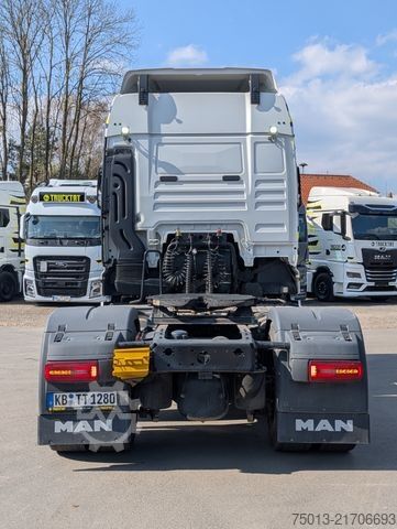 Tracteur routier standard MAN TGX 18.520 BL SA 4x4 Hydrodrive, MIETEN?