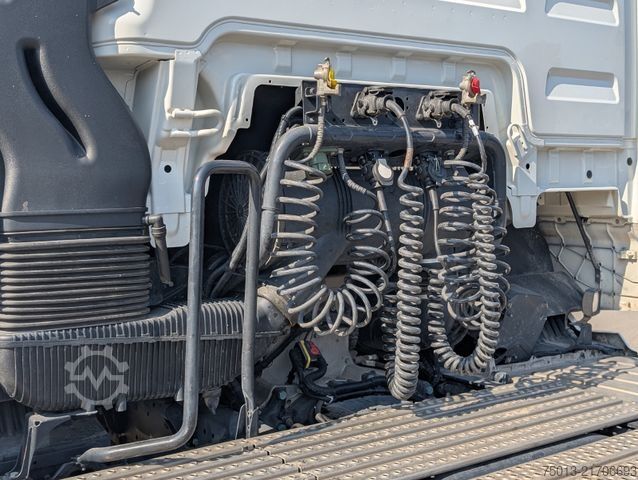 Tracteur routier standard MAN TGX 18.520 BL SA 4x4 Hydrodrive, MIETEN?