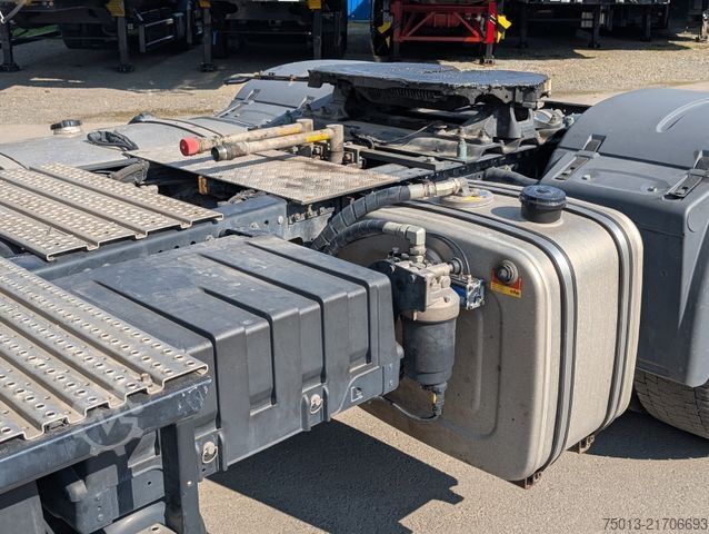 Tracteur routier standard MAN TGX 18.520 BL SA 4x4 Hydrodrive, MIETEN?