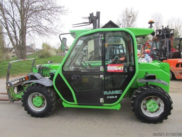 Telehandler / Telescope Forklift Merlo P25.6 nellwechsler + Palettengabel