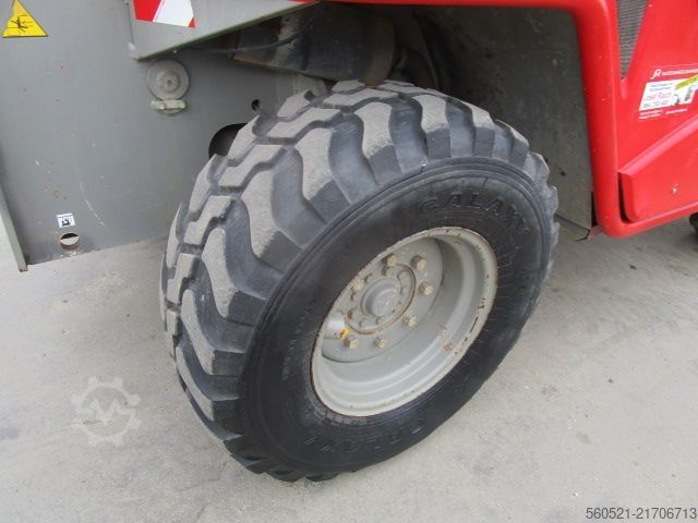 Telehandler / Telescope Forklift Merlo P38.13 nellwechsler + Palettengabel