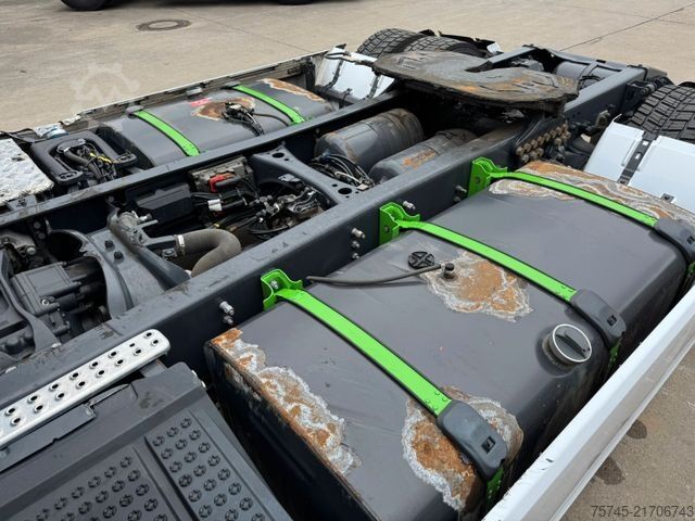 Standard tractor unit SCANIA P 450 * RETARDER  * STANDHEIZUNG * 1 X LIEGE *