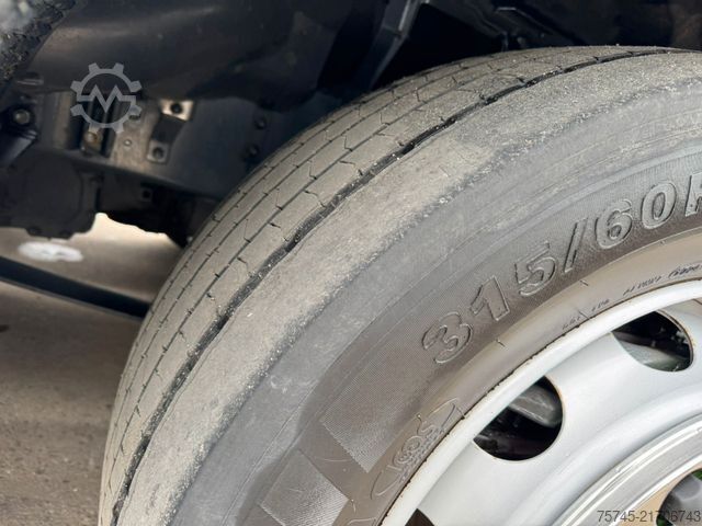 Standard tractor unit SCANIA P 450 * RETARDER  * STANDHEIZUNG * 1 X LIEGE *