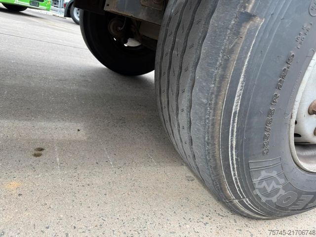 Open semitrailer with tarp KRONE SD *  * BORDWÄNDE * GUT BEREIFT * 2.70 M H