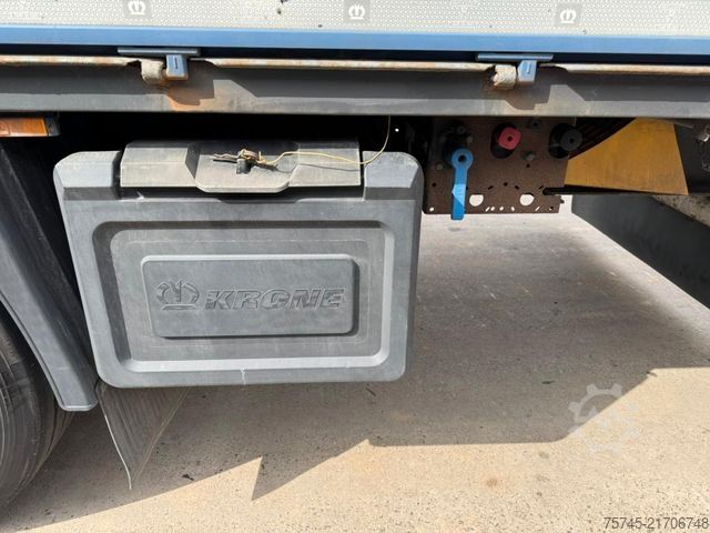 Open semitrailer with tarp KRONE SD *  * BORDWÄNDE * GUT BEREIFT * 2.70 M H