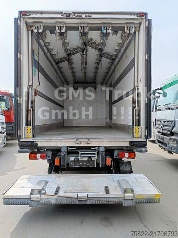 Refrigerated truck MERCEDES-BENZ Atego 1318 /Frigo Cool/ Rohrbahnen Fleisch Meat