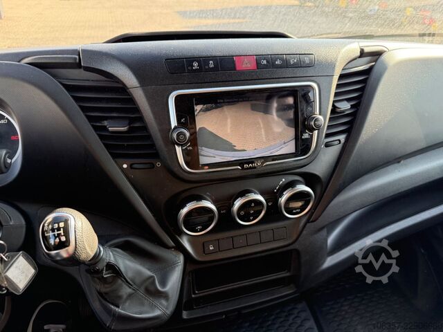 Box van IVECO Daily 35C16 3,0L Koffer LBW 750kg Euro6E