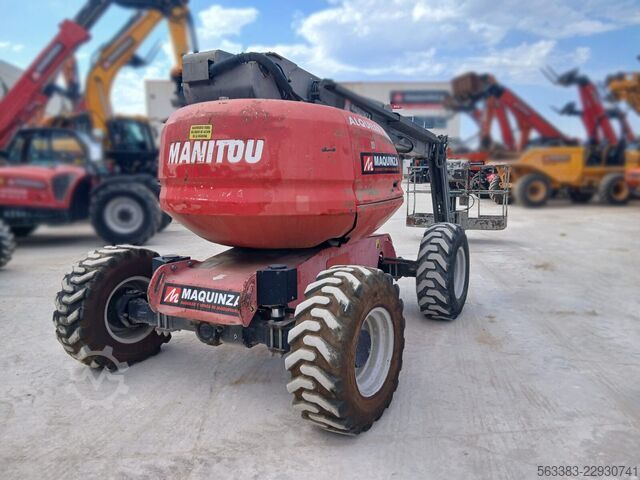 Knikarmhoogwerker Manitou 180ATJ