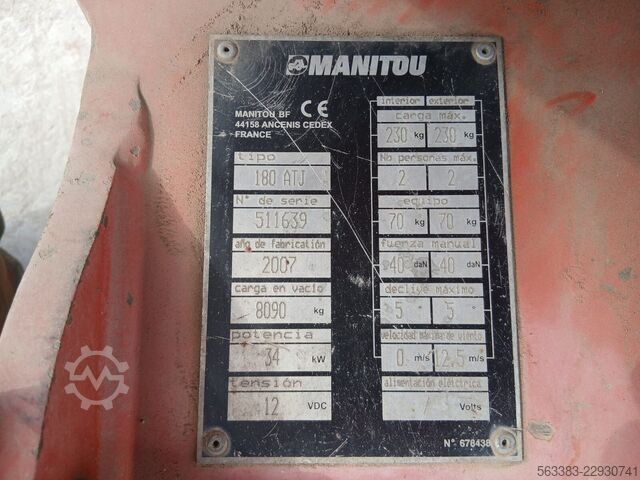 Knikarmhoogwerker Manitou 180ATJ