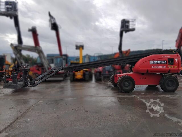 Telescoophoogwerker JLG 660SJ