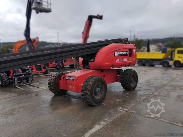 Telescoophoogwerker JLG 660SJ