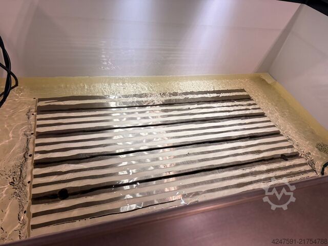 Mașină de electroeroziune prin scufundare ONA IRIS6