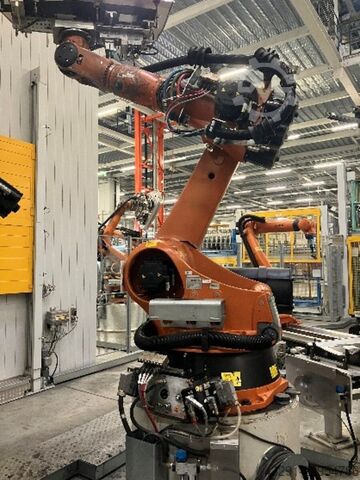 Industrijski robot KUKA KR 240 L210-2 2000 inkl. Schrank 56178