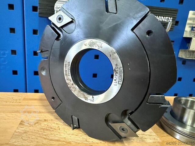 Justerbar notfræser fra Örtli med bøsning og mellemlægsringe Örtli 