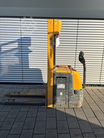Palettenstapler Jungheinrich EJC 216z