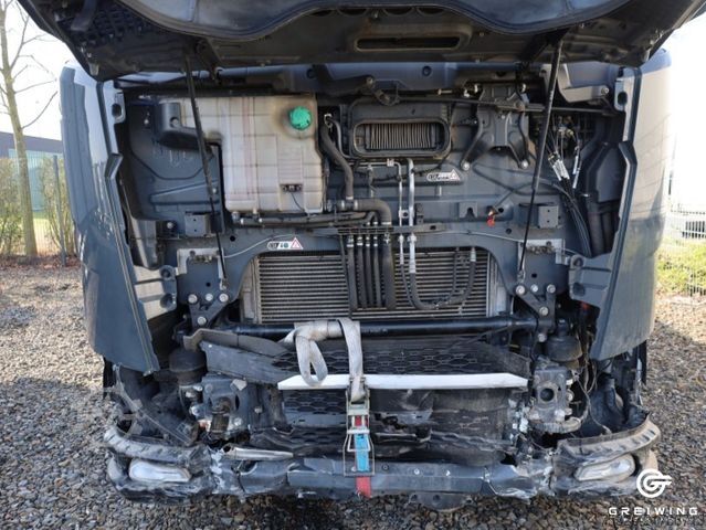 Standard trækkerunit DAF XG 480 FT UNFALL