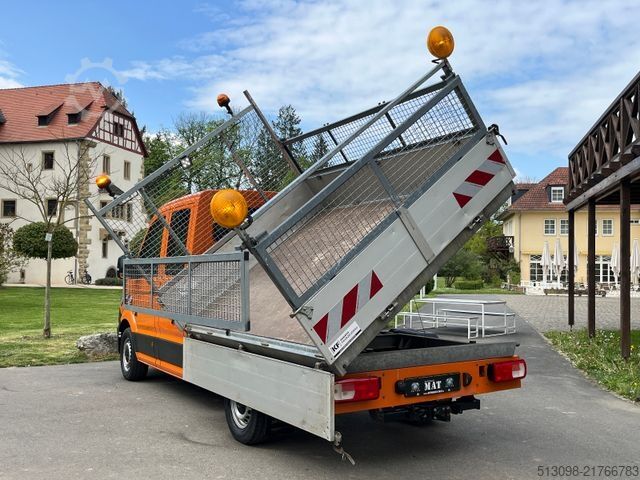 Transporter mit Kipper VOLKSWAGEN CRAFTER 2,0 TDI 4 MOTION DoKa 3-SEITENKIPPER AHK