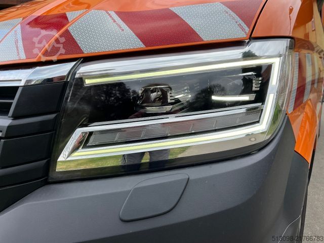 Transporter mit Kipper VOLKSWAGEN CRAFTER 2,0 TDI 4 MOTION DoKa 3-SEITENKIPPER AHK