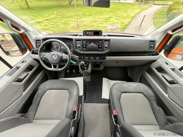 Transporter mit Kipper VOLKSWAGEN CRAFTER 2,0 TDI 4 MOTION DoKa 3-SEITENKIPPER AHK