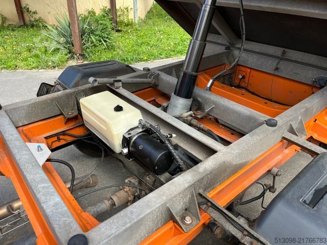 Transporter mit Kipper VOLKSWAGEN CRAFTER 2,0 TDI 4 MOTION DoKa 3-SEITENKIPPER AHK